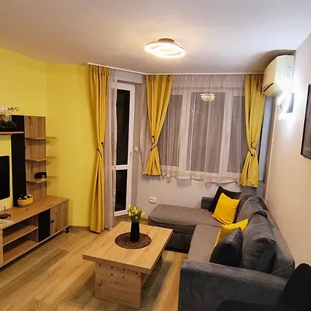 Golden Urban, до центъра и университета, бърз Wifi * 布尔加斯