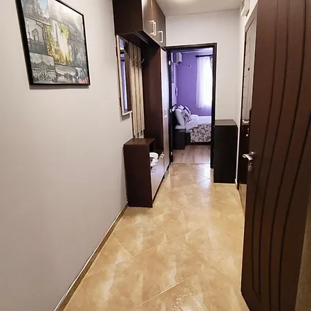 Golden Urban, до центъра и университета, бърз Wifi בורגאס