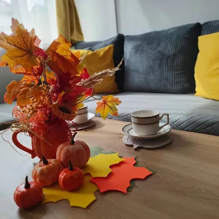 Golden Urban, до центъра и университета, бърз Wifi * Burgas City