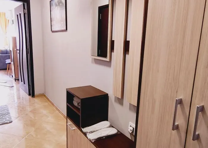 Διαμέρισμα Golden Urban, до центъра и университета, бърз Wifi