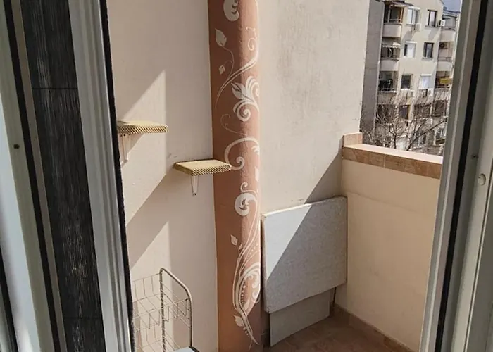 Διαμέρισμα Golden Urban, до центъра и университета, бърз Wifi *